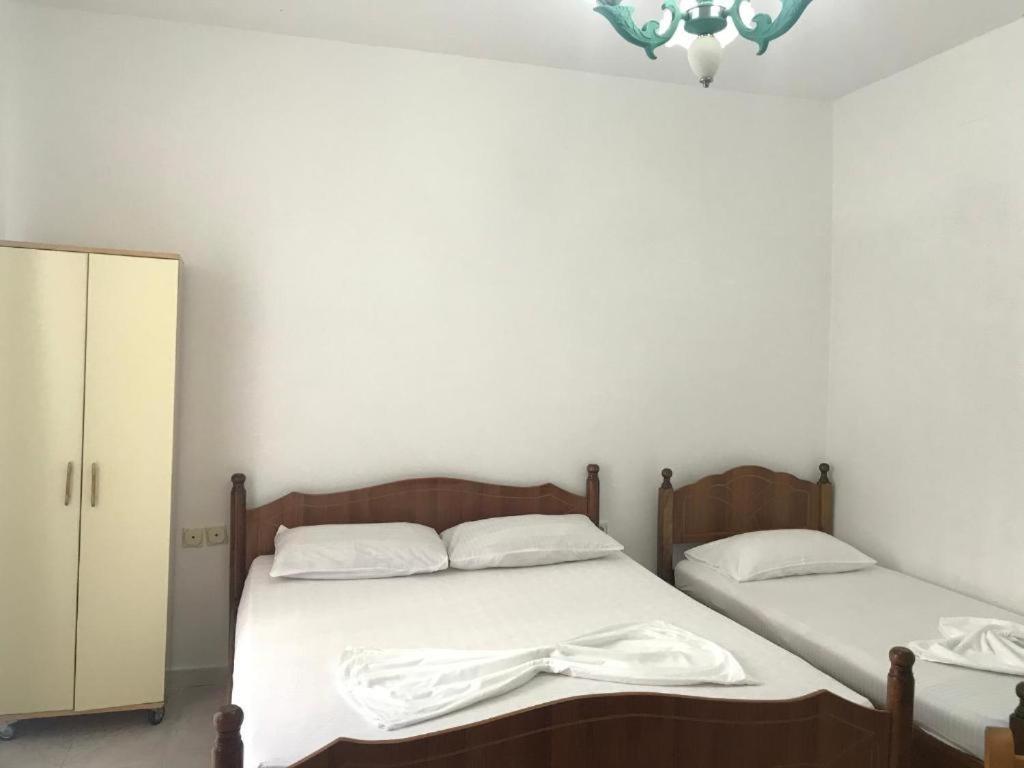Colombo Hotel Vlore Ngoại thất bức ảnh