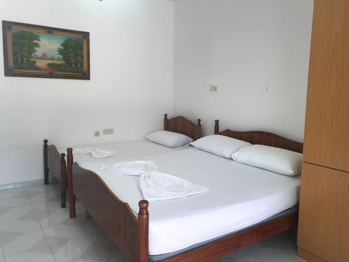 Colombo Hotel Vlore Ngoại thất bức ảnh