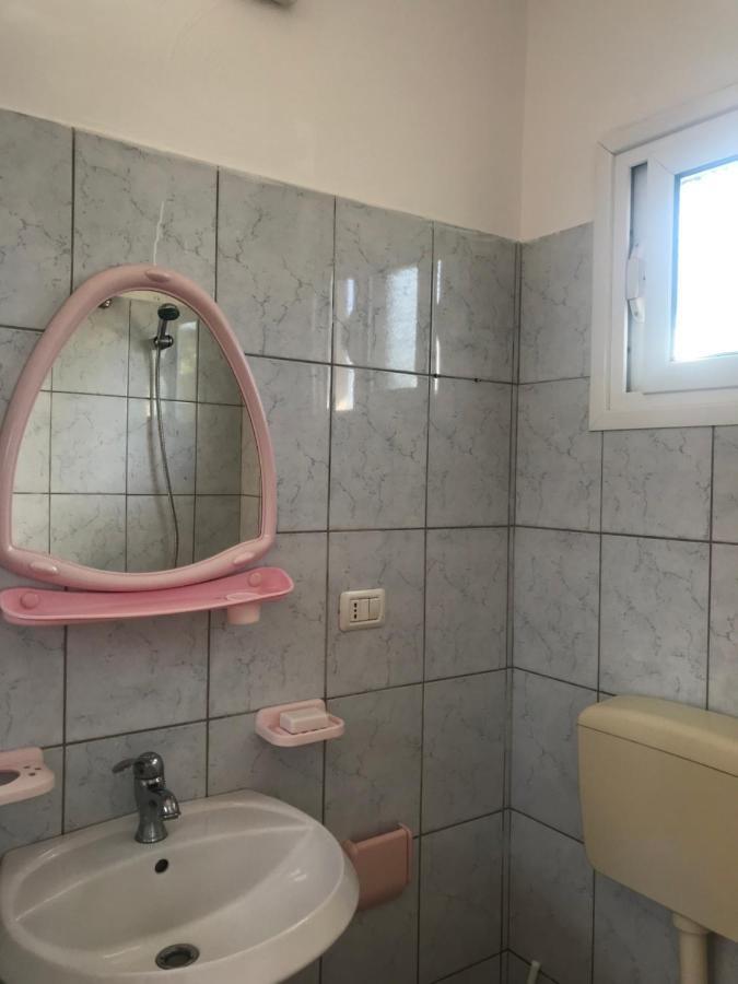 Colombo Hotel Vlore Ngoại thất bức ảnh
