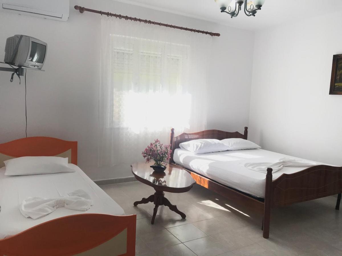 Colombo Hotel Vlore Ngoại thất bức ảnh
